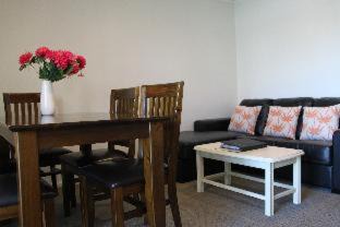 Sherborne Street Hotel | Alcala Motor Lodge