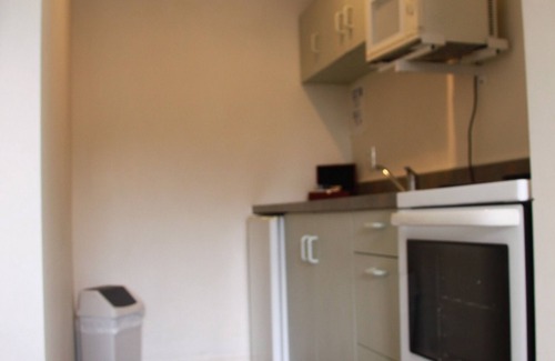 Sherborne Street Hotel | Alcala Motor Lodge
