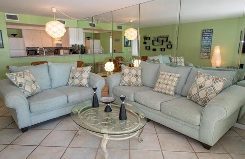 Belleair Beach Condo | Aldea A7 BEACHFRONT Quiet Belleair