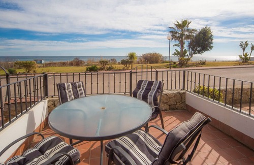 Puerto de la Duquesa Ski Chalet | Aldea Beach 152 Townhouse