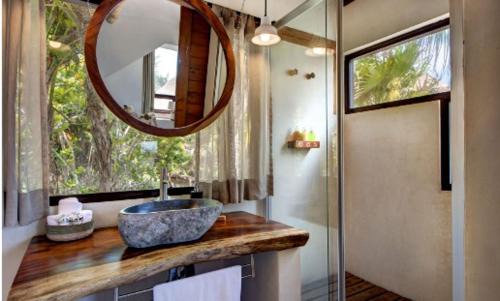 Zona Hotelera Villa | Aldea beachfront villa- 2 bedrooms