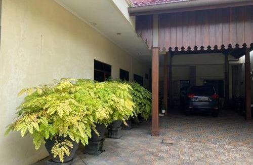 Laweyan Villa | Aldeoz Ndalem Marwatan Surakarta