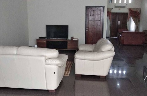 Palembang Villa | Aldeoz Palembang City Villa Sumsel