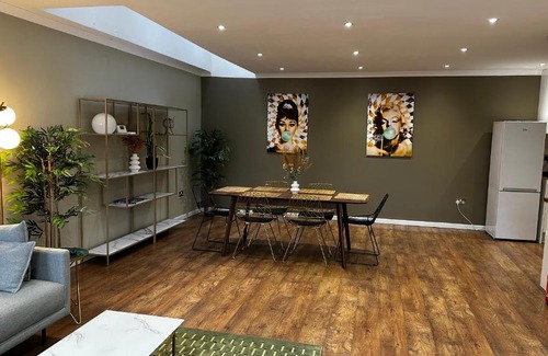 De Beauvoir House | Aldo's 2 Bedroom Townhouse London N1