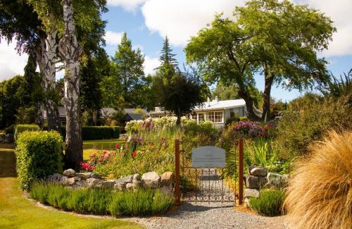 Lake Tekapo House | Aldourie Lodge - Lake Tekapo