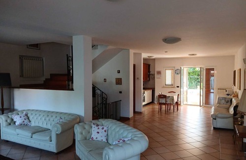 Latina Villa | Ale's House