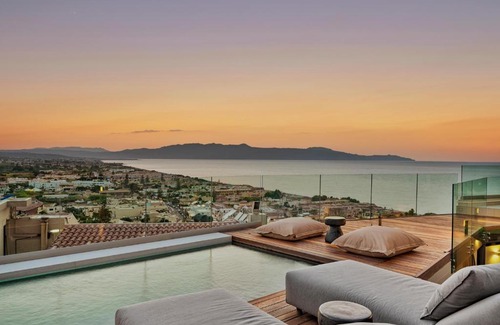 Platanias Town Apartment | Alectrona Living Crete, Apartment RocSea