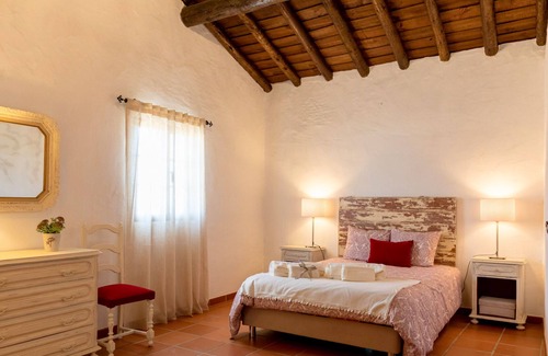 Monforte House | Aleixo's Guest House: entire house with garden in the heart of Alentejo