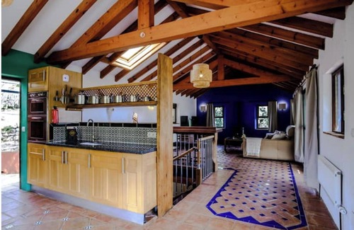 Comares House | Alembic House | Villa with beautiful views and pool