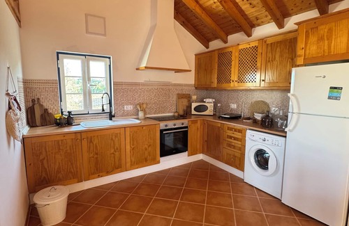 Santiago do Cacem Cottage | Alentejo Coast Country House