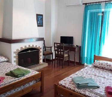 Lavrio Apartment | Alex Central City Accommodation