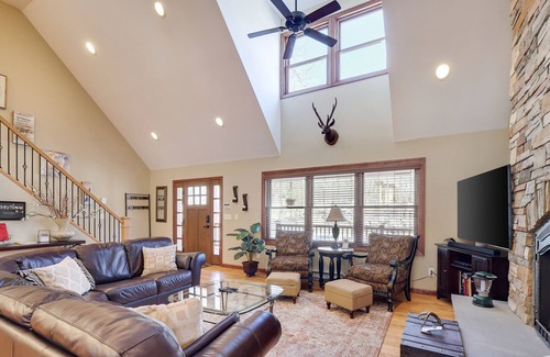 Hamlin House | Alex & Marie’s Manor