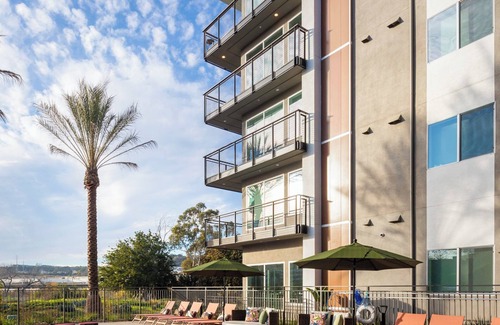 Mission Valley Apartment | Alexan Gallerie-Chic 1-bedroom apartment with AC and fitness room