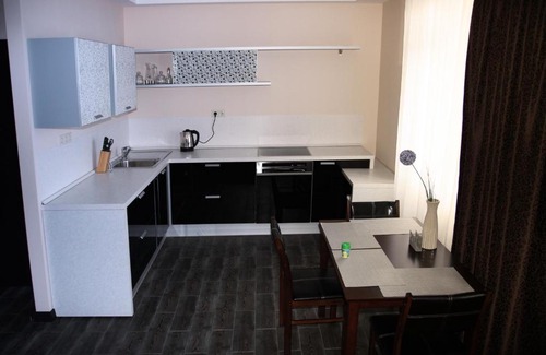 Solomjanskyj Apartment | Alexandra Apartments Industrial Bridge