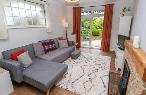 Illogan House | Alexandra Close