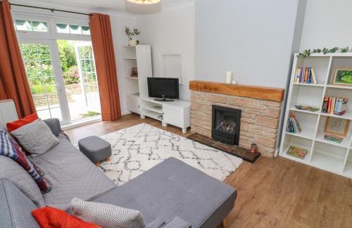 Illogan House | Alexandra Close