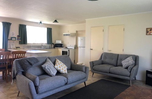 Alexandra Hotel | Alexandra Garden Court Motel