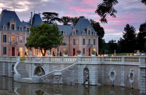 Mazieres-en-Gatine Hotel | Alexandra Palace - La Maison Younan