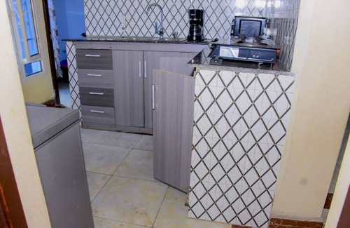 Bujumbura House | ALFA-HOUSEn4 Bedroom House with A/C, High speed Internet, 24h security camera.