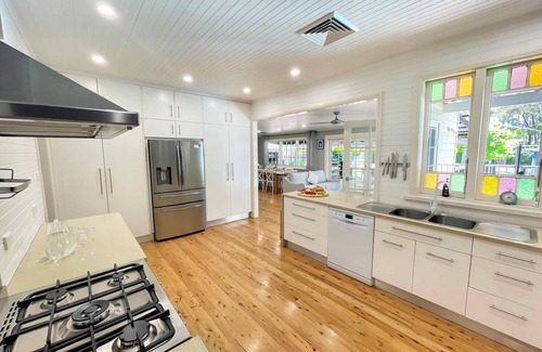 Nulkaba House | Alfie's Place - A period classic in central location