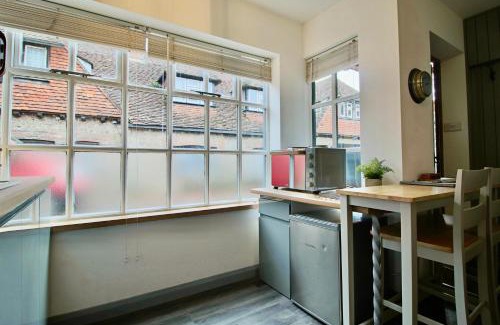 Alfriston Apartment | Alfriston Lodge By Air Premier