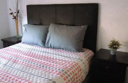 Doctores Apartment | Algarin-Roberto