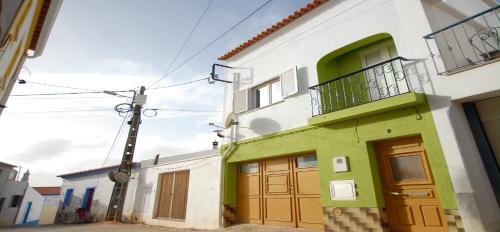 Raposeira House | Algarve Surf House