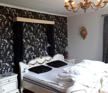 Stenungsund Municipality Bed & Breakfast | Älgbergets Bed & Breakfast