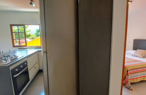 Mambucaba Apartment | Algodão – Cosy Flat, Pool, 50m from the Beach, Private Barbecue, AC, Wi-Fi, Netflix, Garage