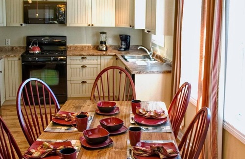 Lake of Bays Cottage | Algonquin Luxury Cottage