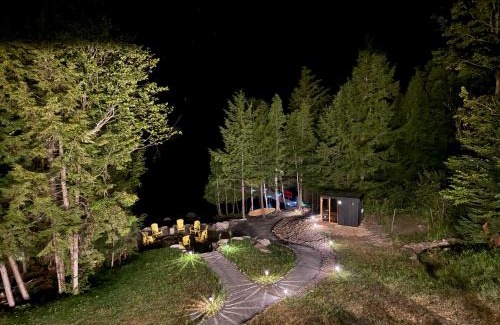 Madawaska Valley Villa | Algonquin Park,Sunset Paradise with Private Beach
