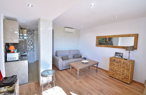 Beiro Apartment | Alhamra, panoramic views and private parking