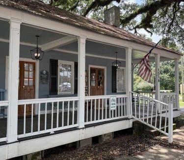 Jackson House | Alice by Ravens Keep