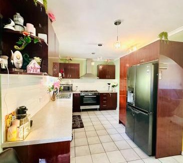 Gillen House | Alice Springs charm!