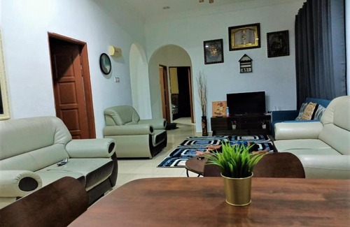 Kampung Sura Masjid House | ALIKHA Homestay Sura Dungun