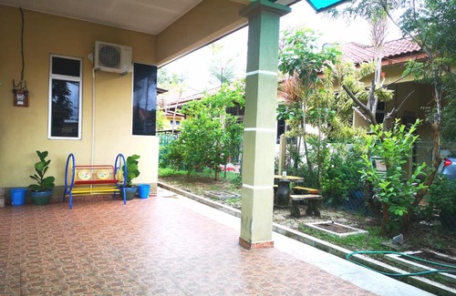 Kampung Sura Masjid House | ALIKHA Homestay Sura Dungun