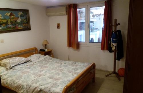 Markopoulo Mesogaias House | Aliki House