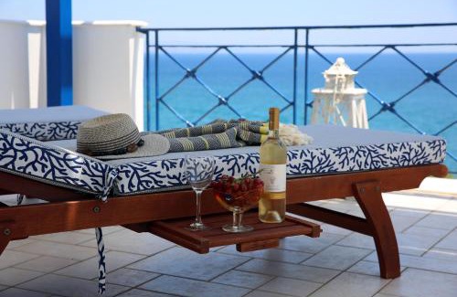 Paralia Agias Fotinis Apartment | Aliki Studios