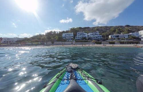 Paralia Agias Fotinis Apartment | Aliki Studios