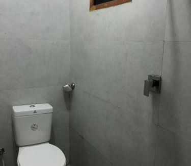 Pahala Bomiriya Hotel | Alina Budget Hotel