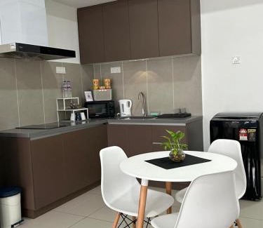 Seksyen 14 Apartment | Alinea Suite 1720