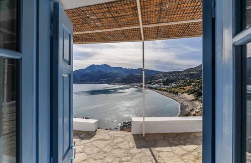 Minoa Pediada Villa | Aliori Beach House, relax and serenity in a unique place in the nature of Cre