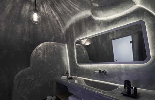 Oia House | Alisaris Caves