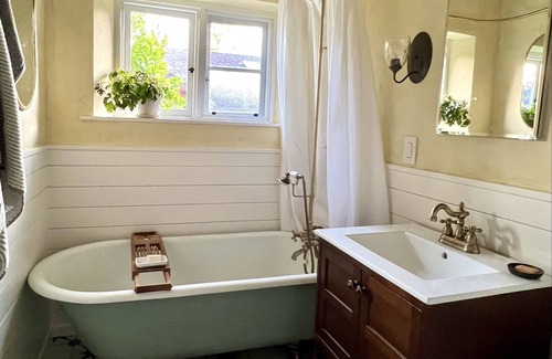 Ojai House | Aliso Street Adobe in Downtown Ojai with Brilliant Morning Sunshine