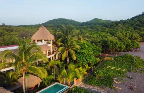 El Transito Hotel | Alive Beach House