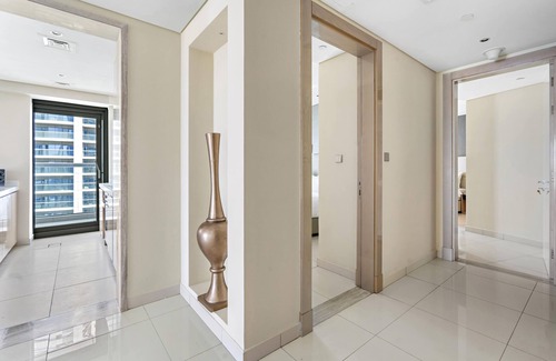 Business Bay Apartment | ALiving Luxury 2BR at Damac paramount Tower Business Bay