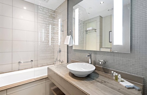 Business Bay Apartment | ALiving Luxury 2BR at Damac paramount Tower Business Bay