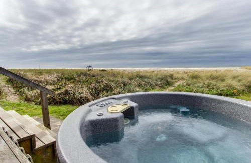 Rockaway Beach House | Aliyah - Oceanfront Home