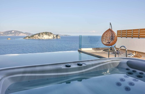 Marathias Villa | Alkyonides Feather - One Bedroom Villa, Sleeps 2