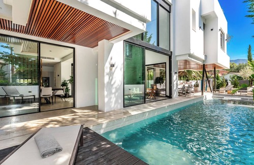 Golden Mile Villa | All About Villa Sorolla